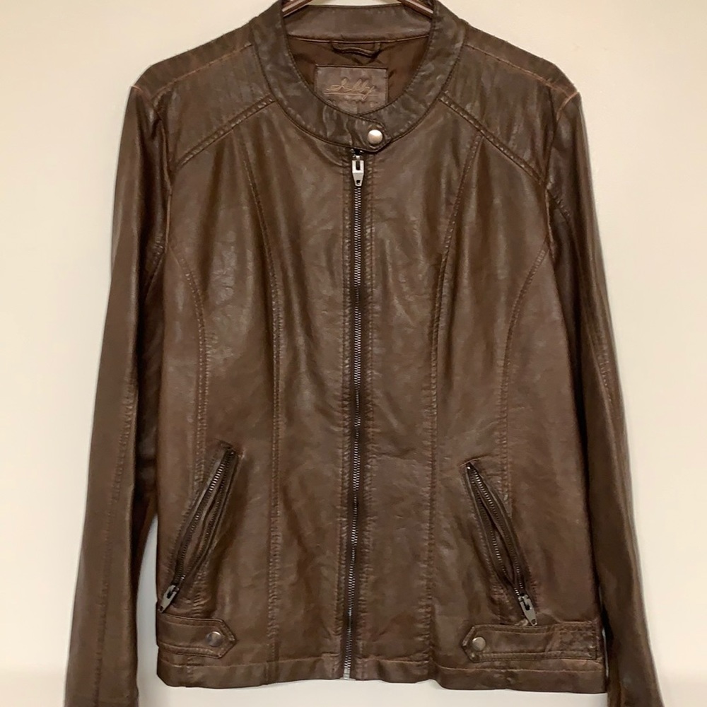 Sebby Collection women’s faux leather jacket